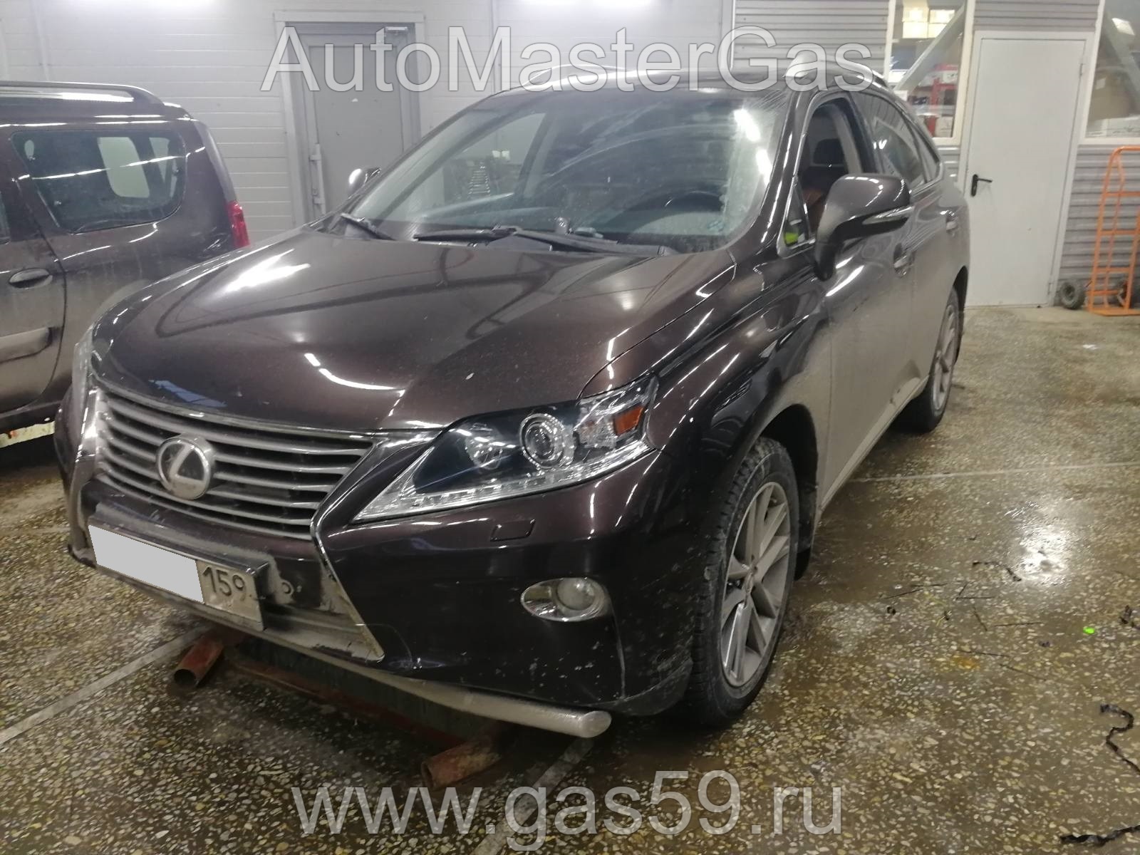 Установка ГБО на Lexus RX 350 2013г., ГБО 4 поколения, пропан LANDIRENZO (Италия), двигатель 3.5л. 6 цилиндров