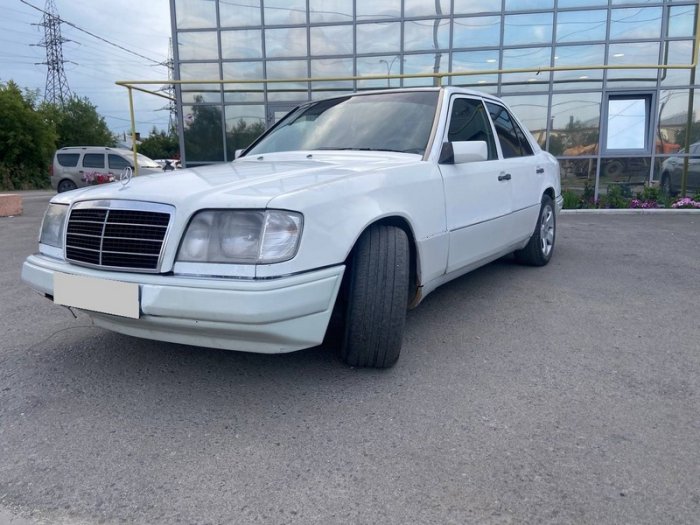 Установка ГБО на Mercedes-Benz E-class 1994 г., ГБО 4 поколения, пропан 4SAVE (Польша), двигатель 2,2 л. 4 цилиндра