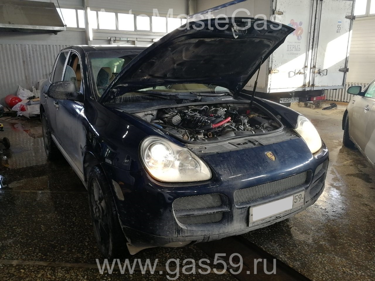 Установка ГБО на Porsche Cayenne S 2003г., ГБО 4 поколения, пропан LANDIRENZO (Италия), двигатель 4.5л. V8
