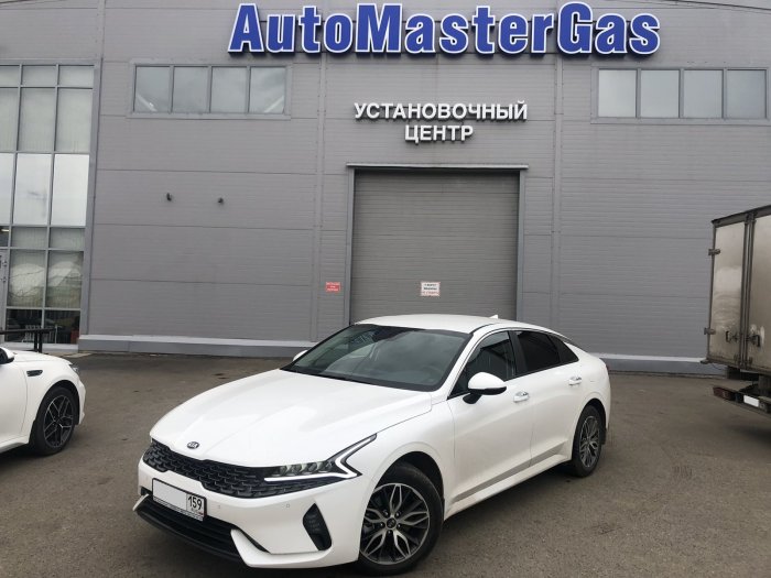 Установка ГБО на Kia K5 2020г., ГБО 4 поколения, метан LANDIRENZO (Италия), двигатель 2.0л. 4 цилиндра