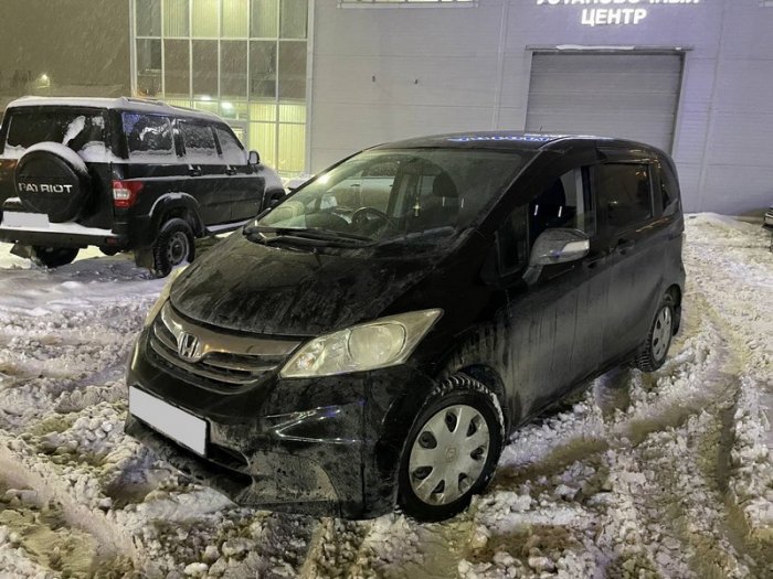 Установка ГБО на Honda Freed 2013г., ГБО 4 поколения, пропан EuropeGas (Польша), двигатель 1.5 л. 4 цилиндра