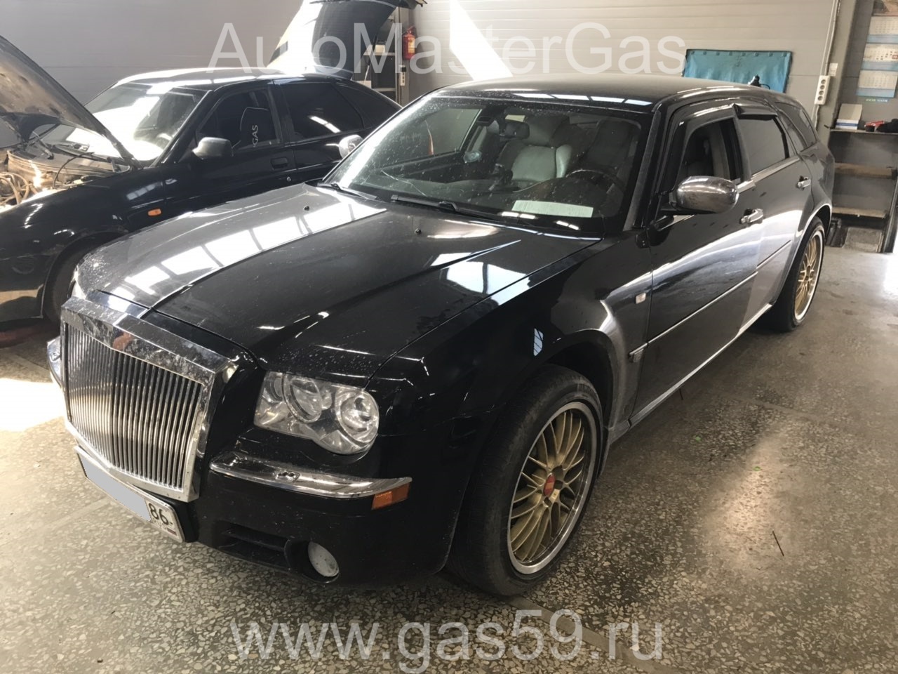 Установка ГБО на Chrysler 300C 2007г., ГБО 4 поколения, пропан LANDIRENZO (Италия), двигатель 5.7л. 8 цилиндров