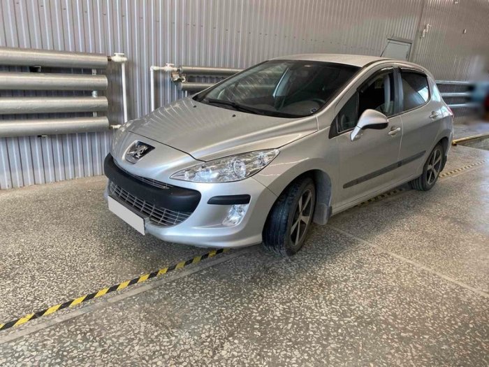 Установка ГБО на Peugeot 308 2010 г., ГБО 4 поколения, пропан OMVL (Турция), двигатель 1.6л. 4 цилиндра